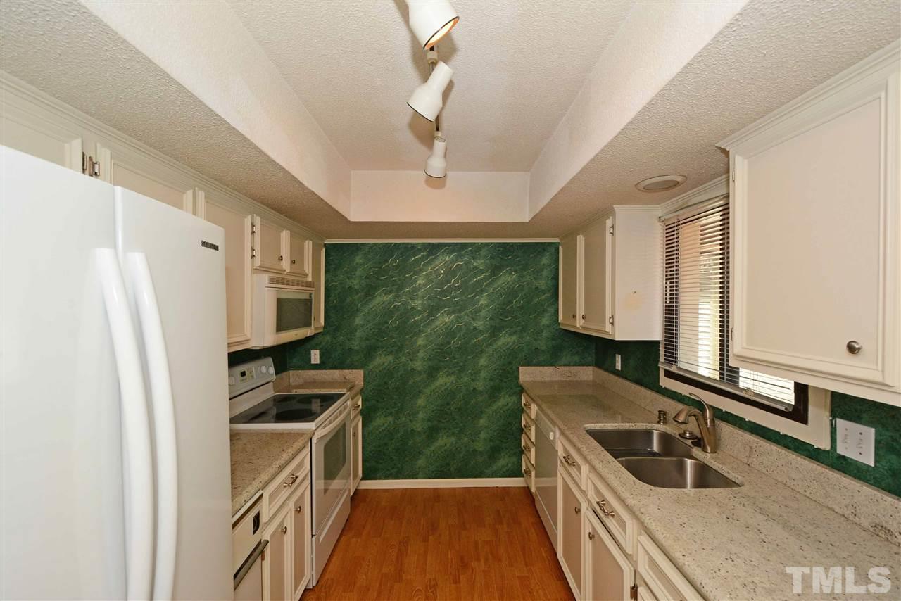 2701 Rue Sans Famille Raleigh, NC 27607 - Photo 12 of 25