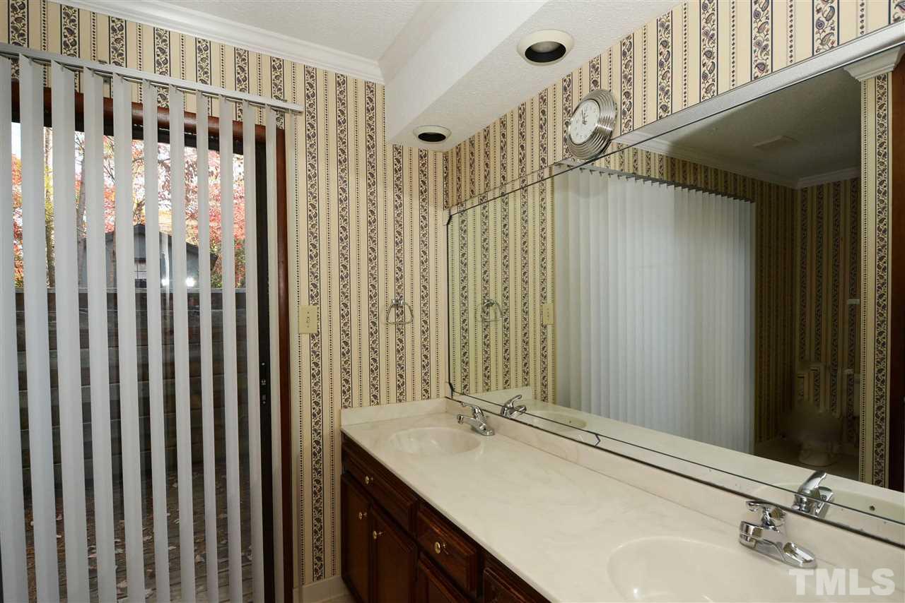 2701 Rue Sans Famille Raleigh, NC 27607 - Photo 17 of 25