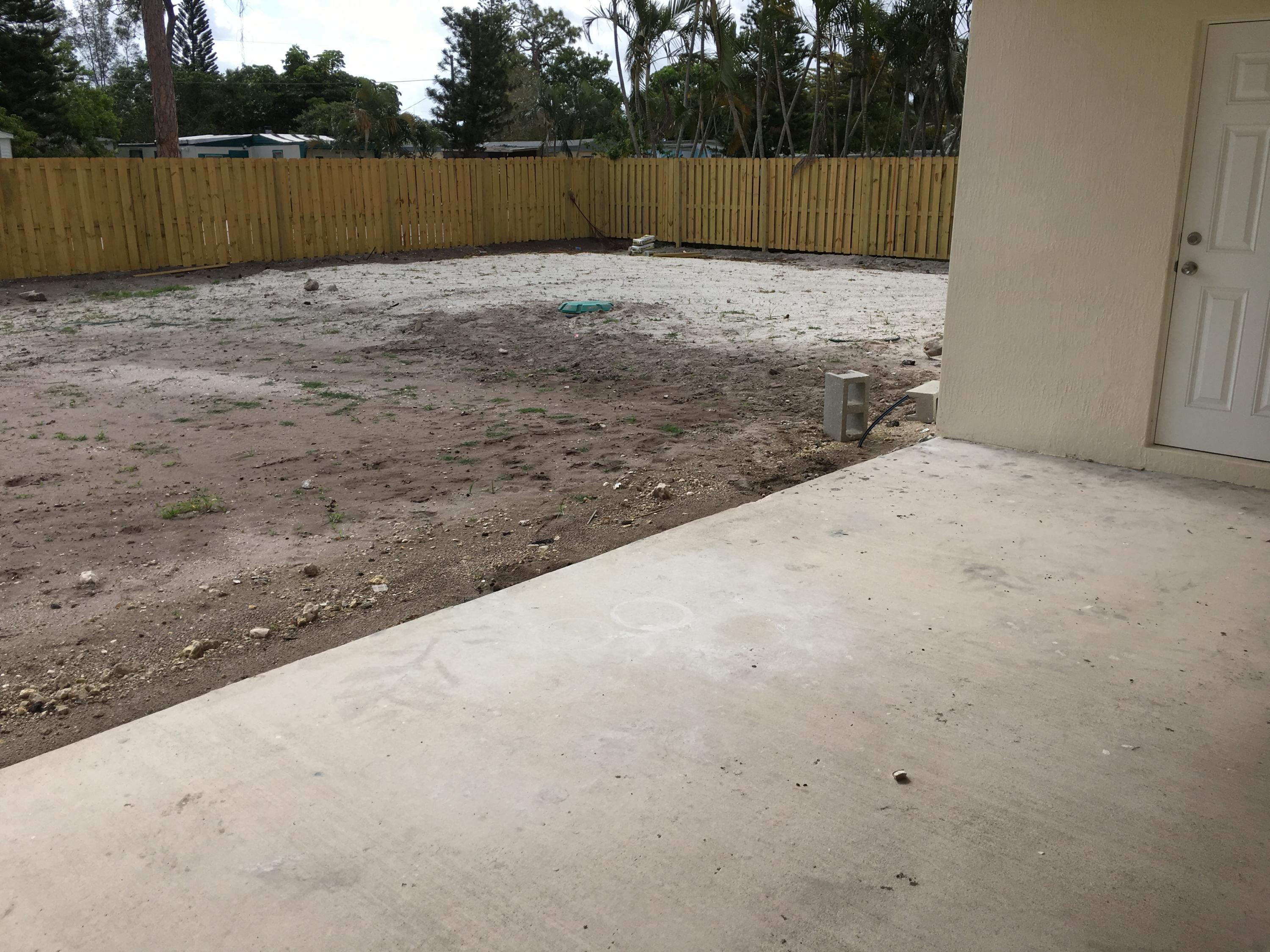 3628 Suncrest Road Lake Worth, FL 33467 - Photo 12 of 13 IMG_0961