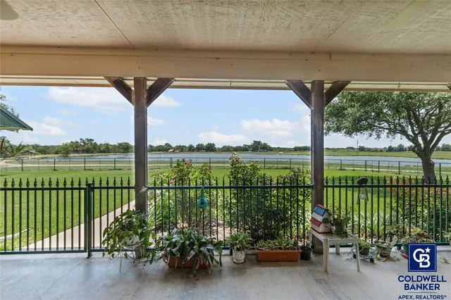 $1,850,000 | 1221 Park N Boulevard, Cleburne, TX 76033