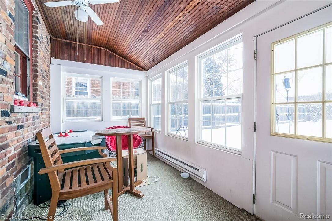 1776 Stanford Road Berkley, MI 48072 - Photo 10 of 23 013-Sunroom-5305962-medium.jpg