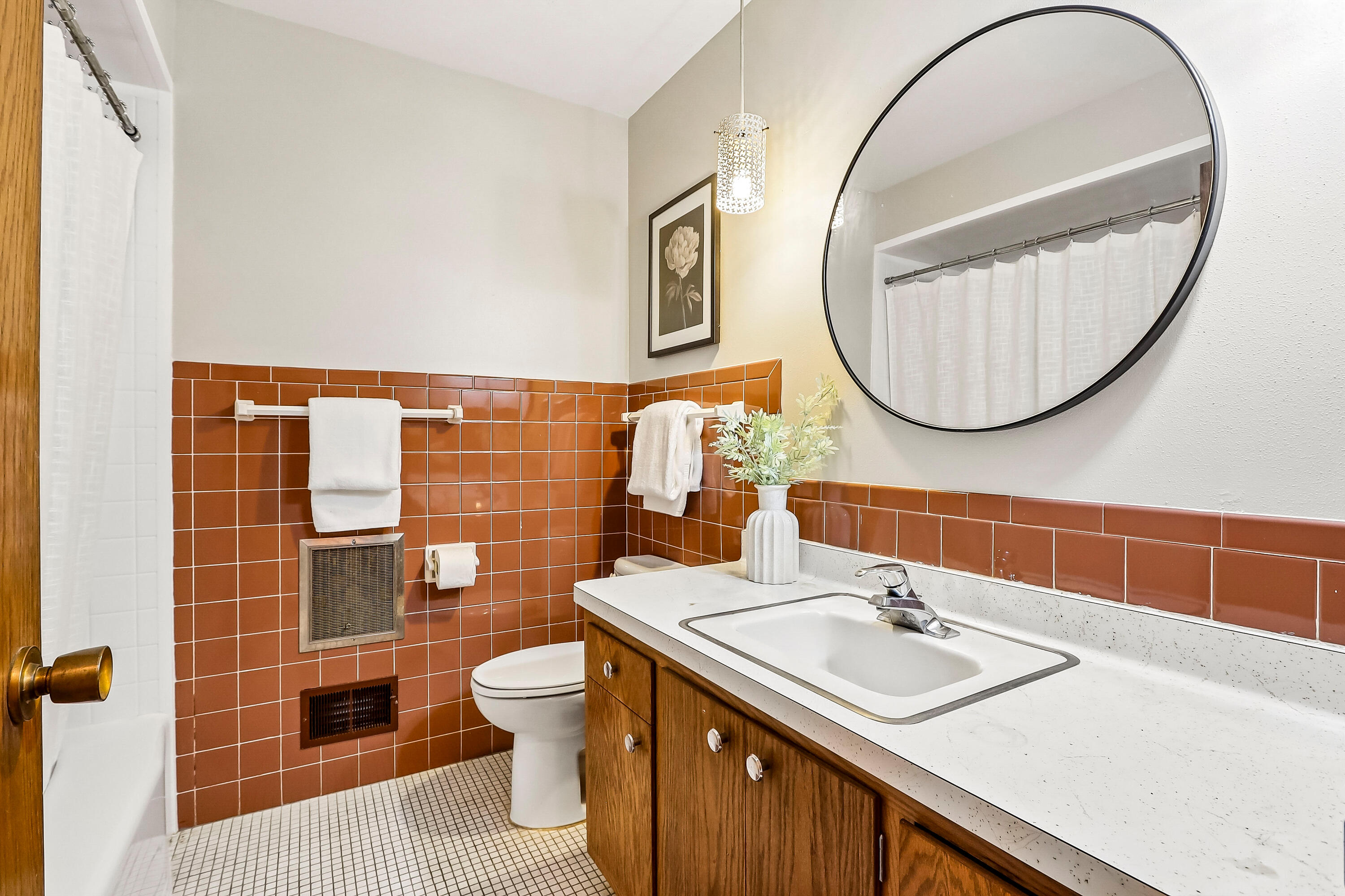1555 Valley Ridge Drive Brookfield, WI 53005 - Photo 43 of 62 2nd Full Bath