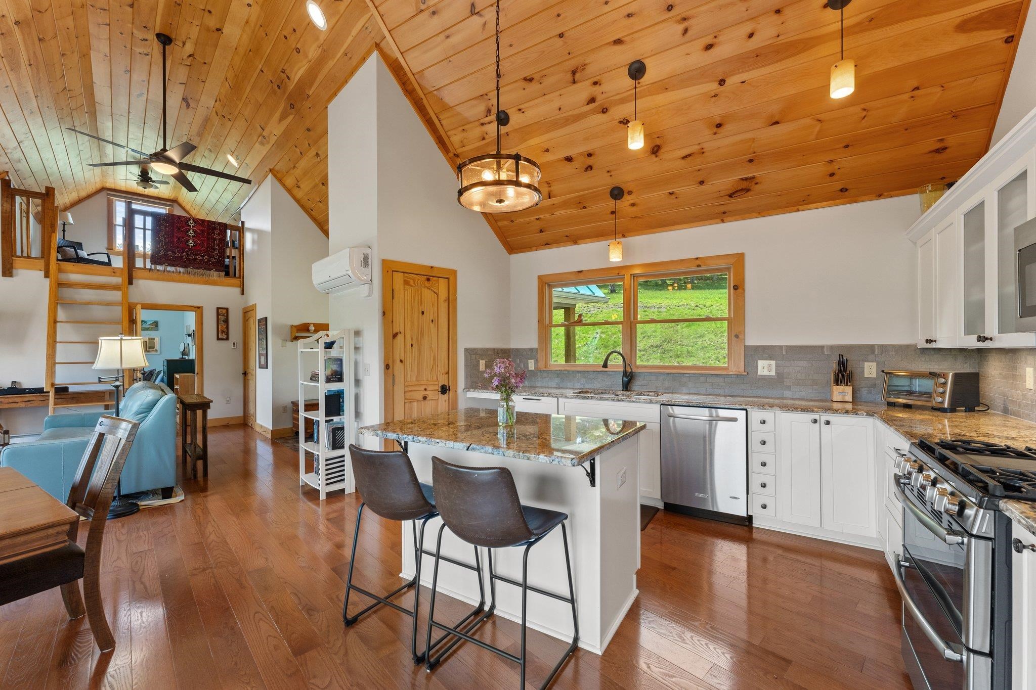 715 Davis Run Road McDowell, VA 24458 - Photo 29 of 65 Gallery Image 29