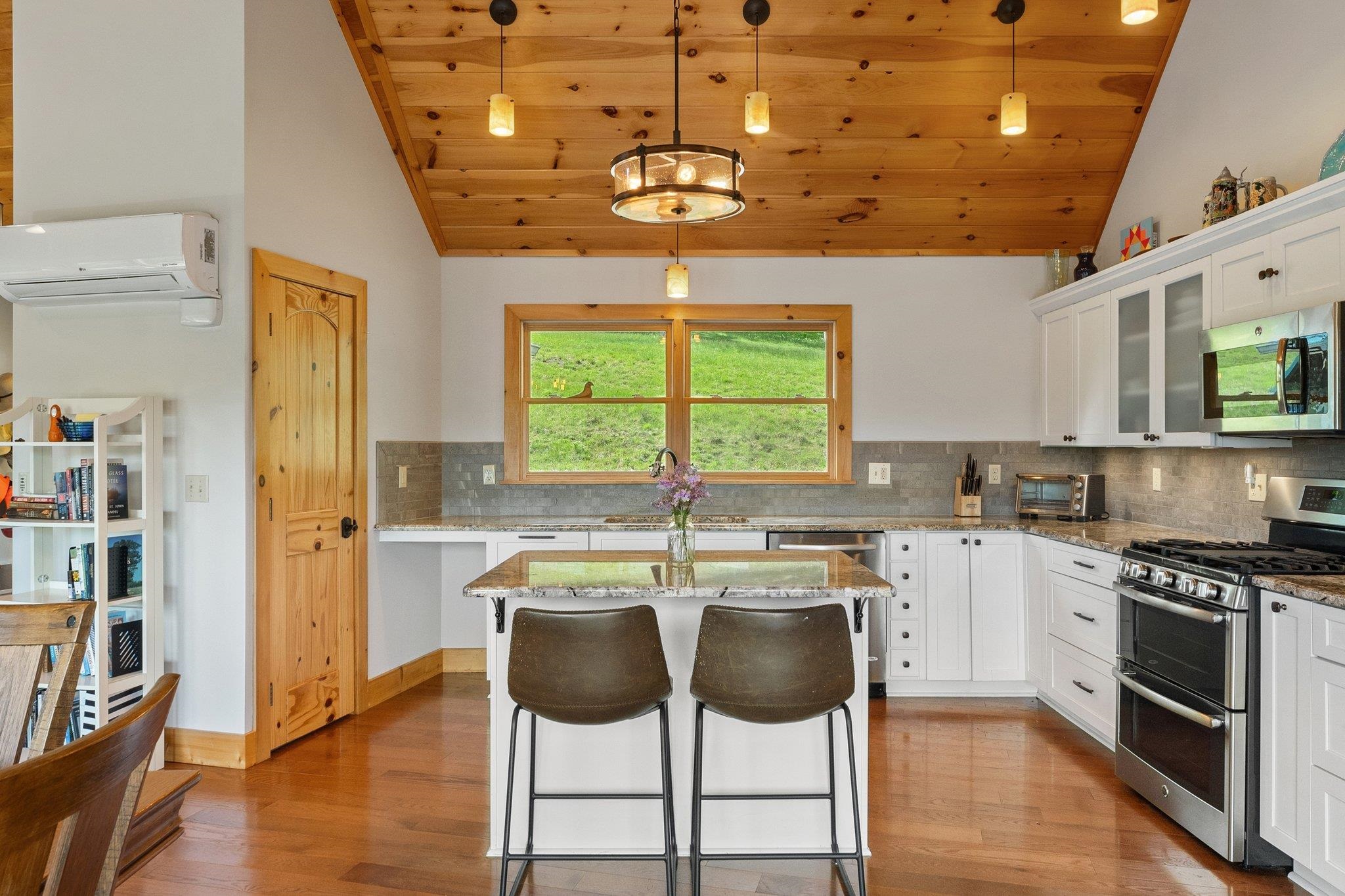715 Davis Run Road McDowell, VA 24458 - Photo 31 of 65 Gallery Image 31