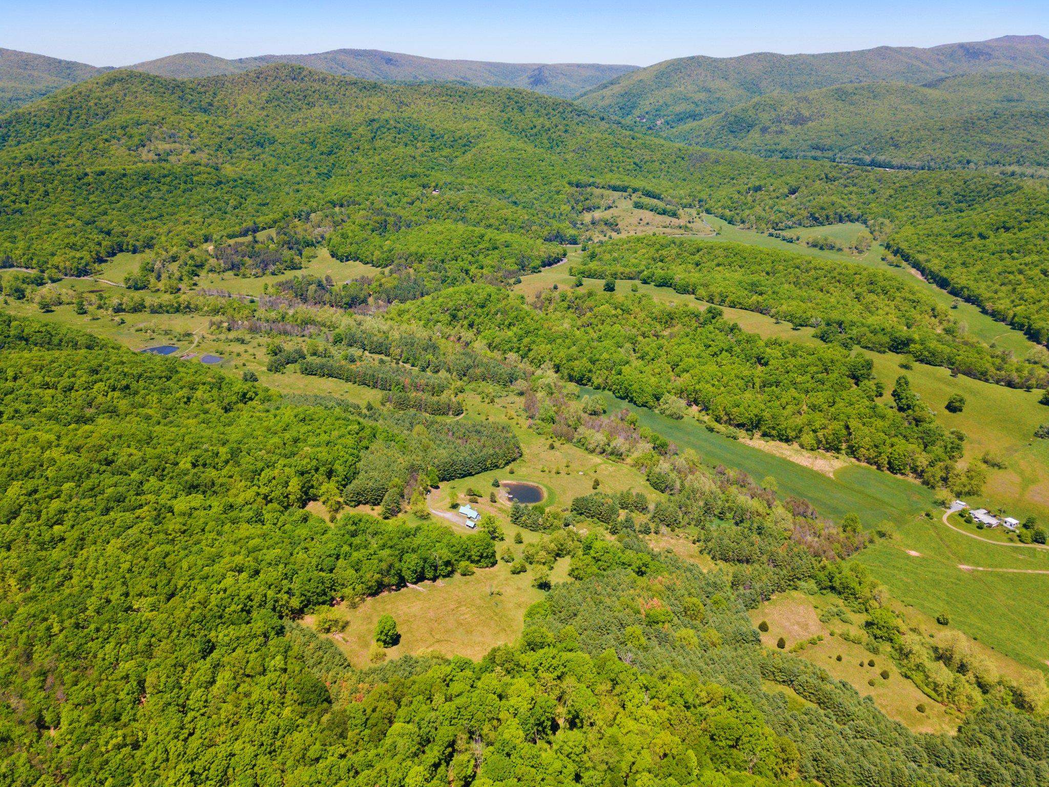 715 Davis Run Road McDowell, VA 24458 - Photo 7 of 65 Gallery Image 7
