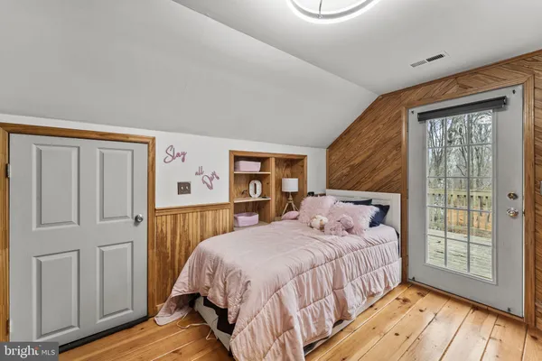 $750,000 | 14555 Lee Highway, Amissville, VA 20106