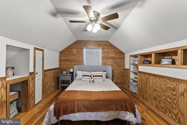 $750,000 | 14555 Lee Highway, Amissville, VA 20106