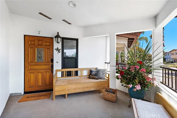 $5,800 | 210 Avenida Montalvo, San Clemente, CA 92672