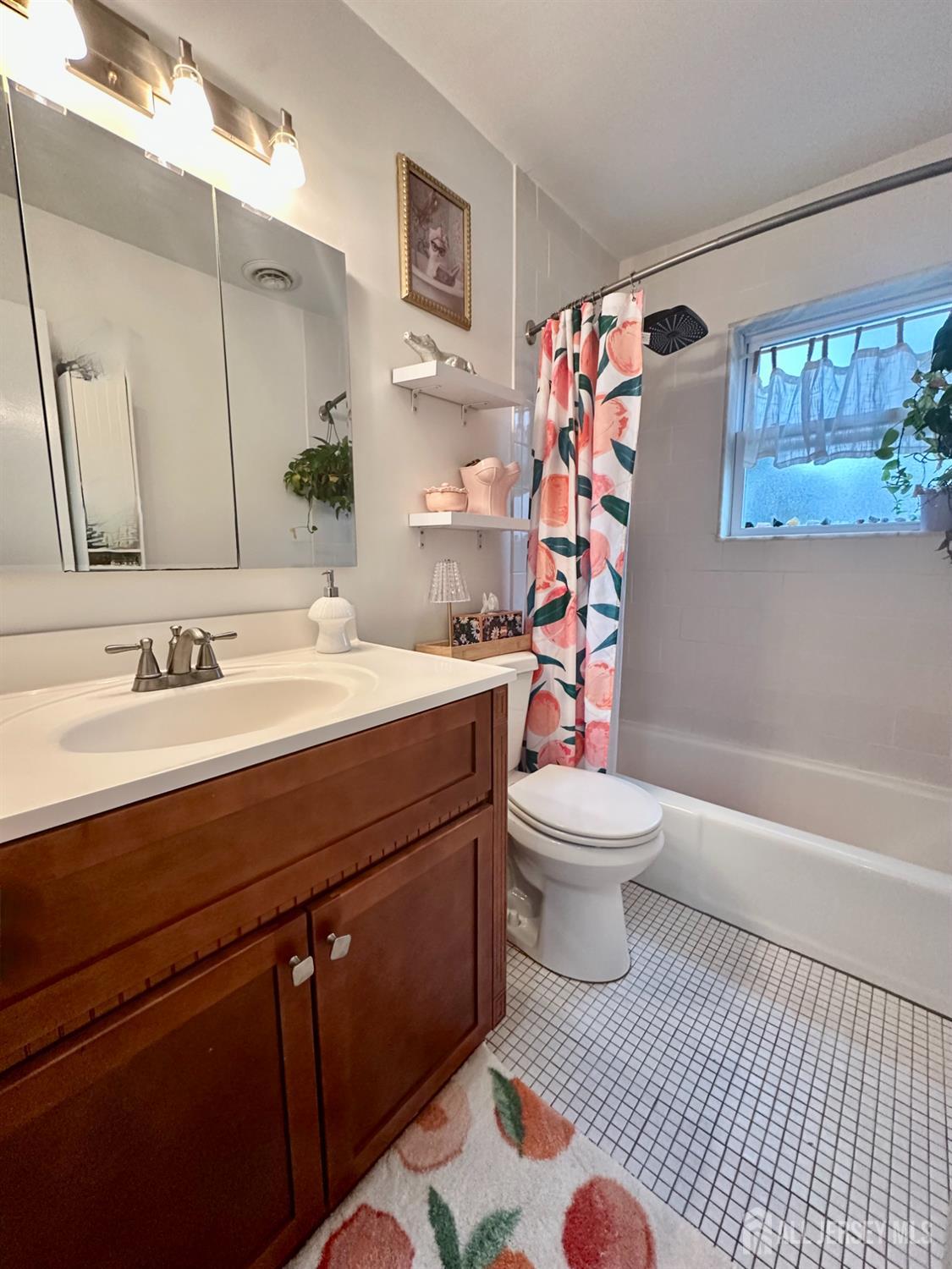 187 Evergreen Road, Unit 4A Edison, NJ 08837 - Photo 19 of 34