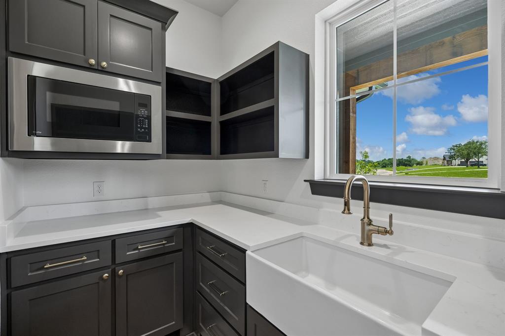 105 Desperado Way Weatherford, TX 76088 - Photo 14 of 40