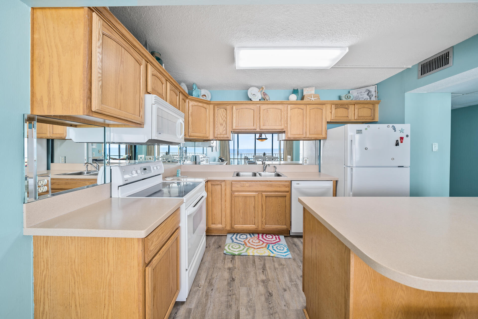 11757 Front Beach Road, Unit W506 Panama City Beach, FL 32407 - Photo 8 of 46 Kitchen