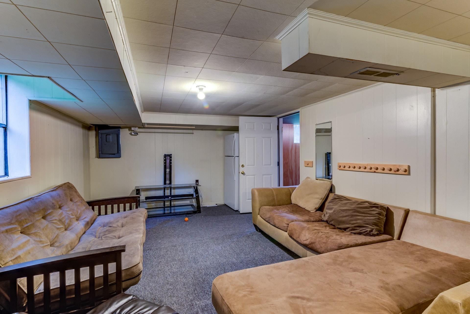 6901 Plantation Road Roanoke, VA 24019 - Photo 15 of 18 Basement