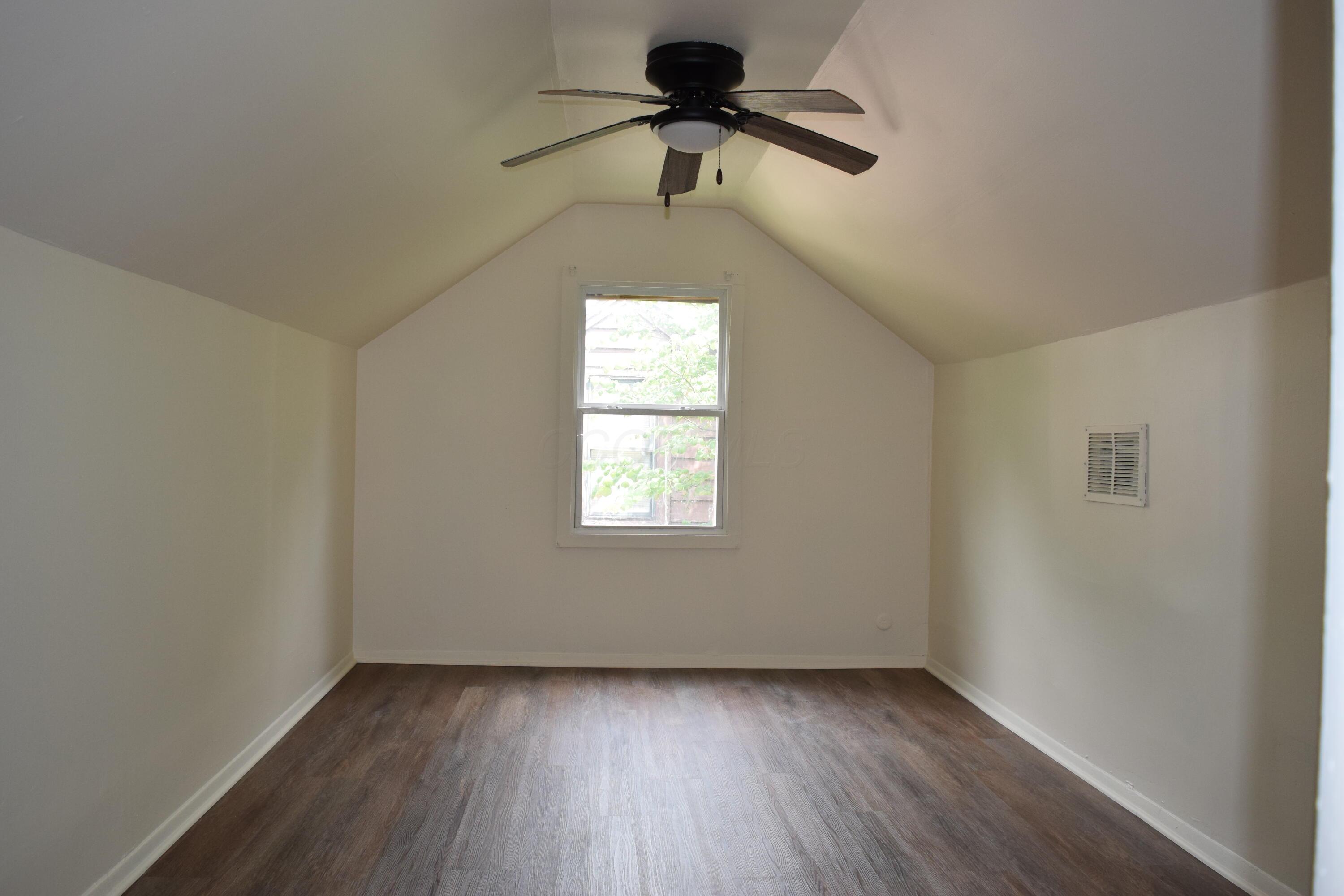 2034 Ferris Road Columbus, OH 43224 - Photo 10 of 14