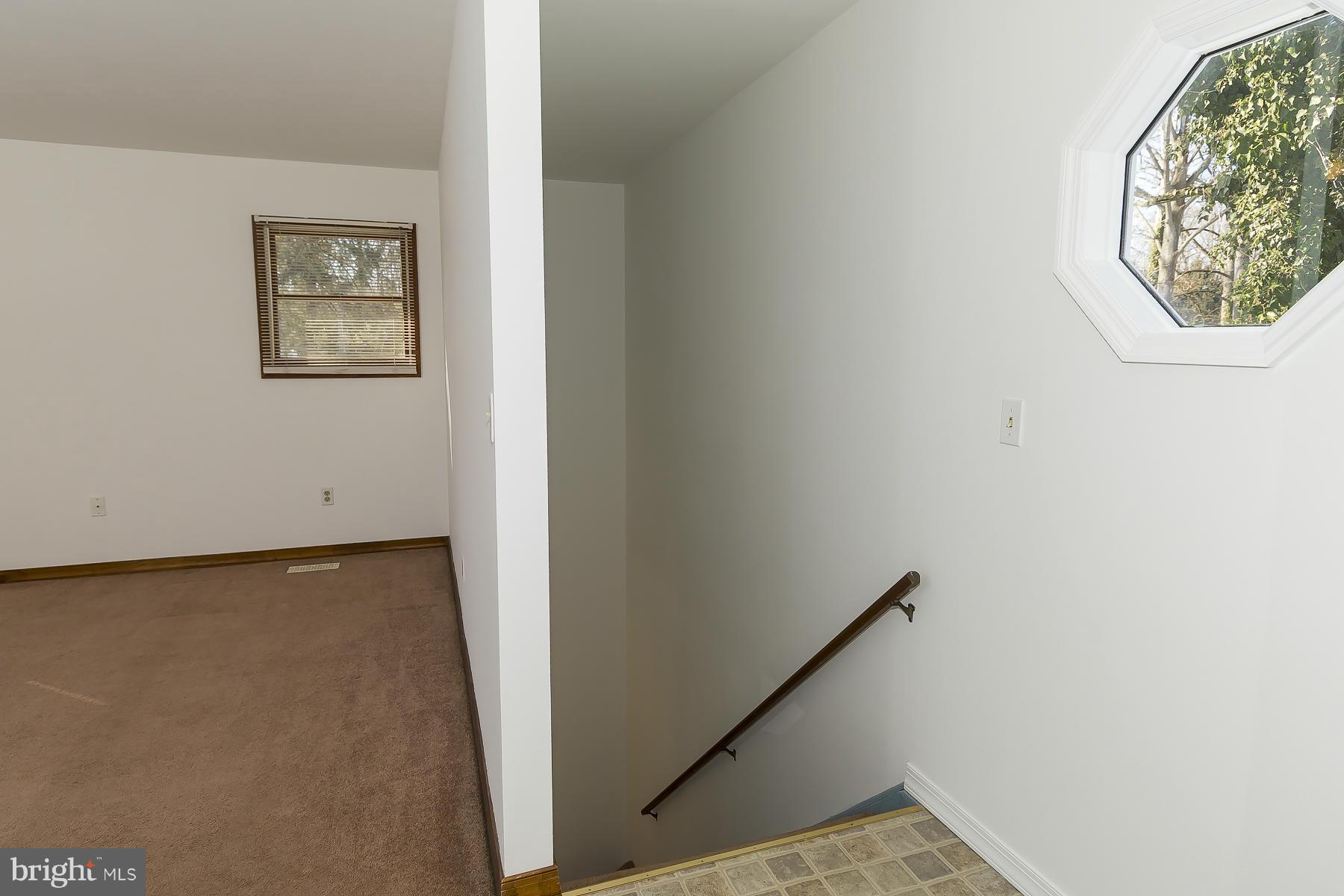 350 Hall Road Crownsville, MD 21032 - Photo 15 of 24 UPPER LANDING