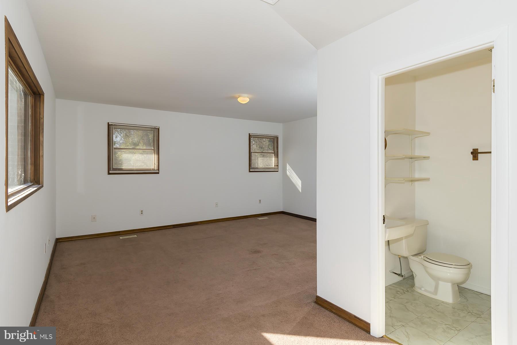 350 Hall Road Crownsville, MD 21032 - Photo 17 of 24 FAMILY ROOM