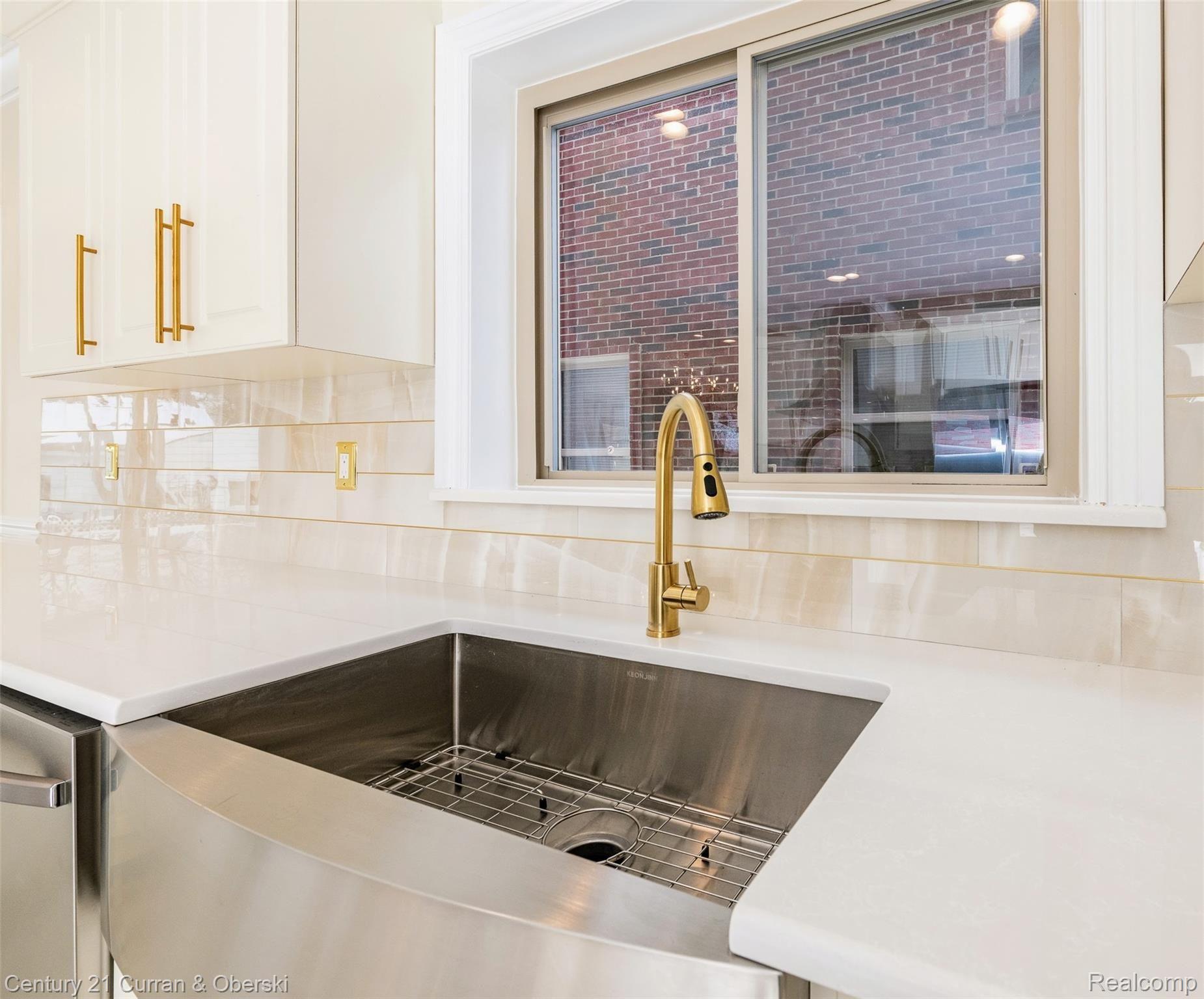 7448 Coleman Street Dearborn, MI 48126 - Photo 29 of 66 DSC_6091.jpg