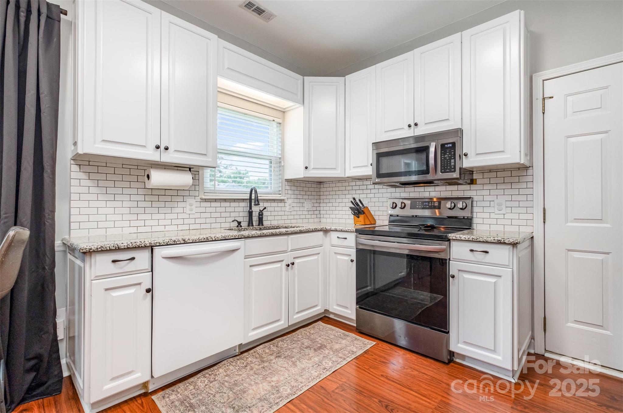 12304 Old Prairie Road Charlotte, NC 28277 - Photo 14 of 36 Gallery Image 14