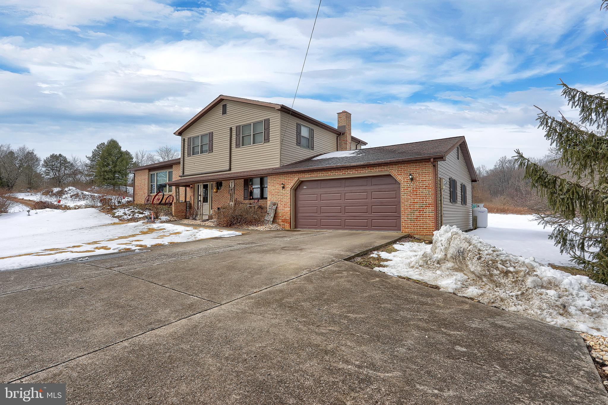 6916 Spring Road Shermans Dale, PA 17090 - Photo 4 of 19 Gallery Image 4