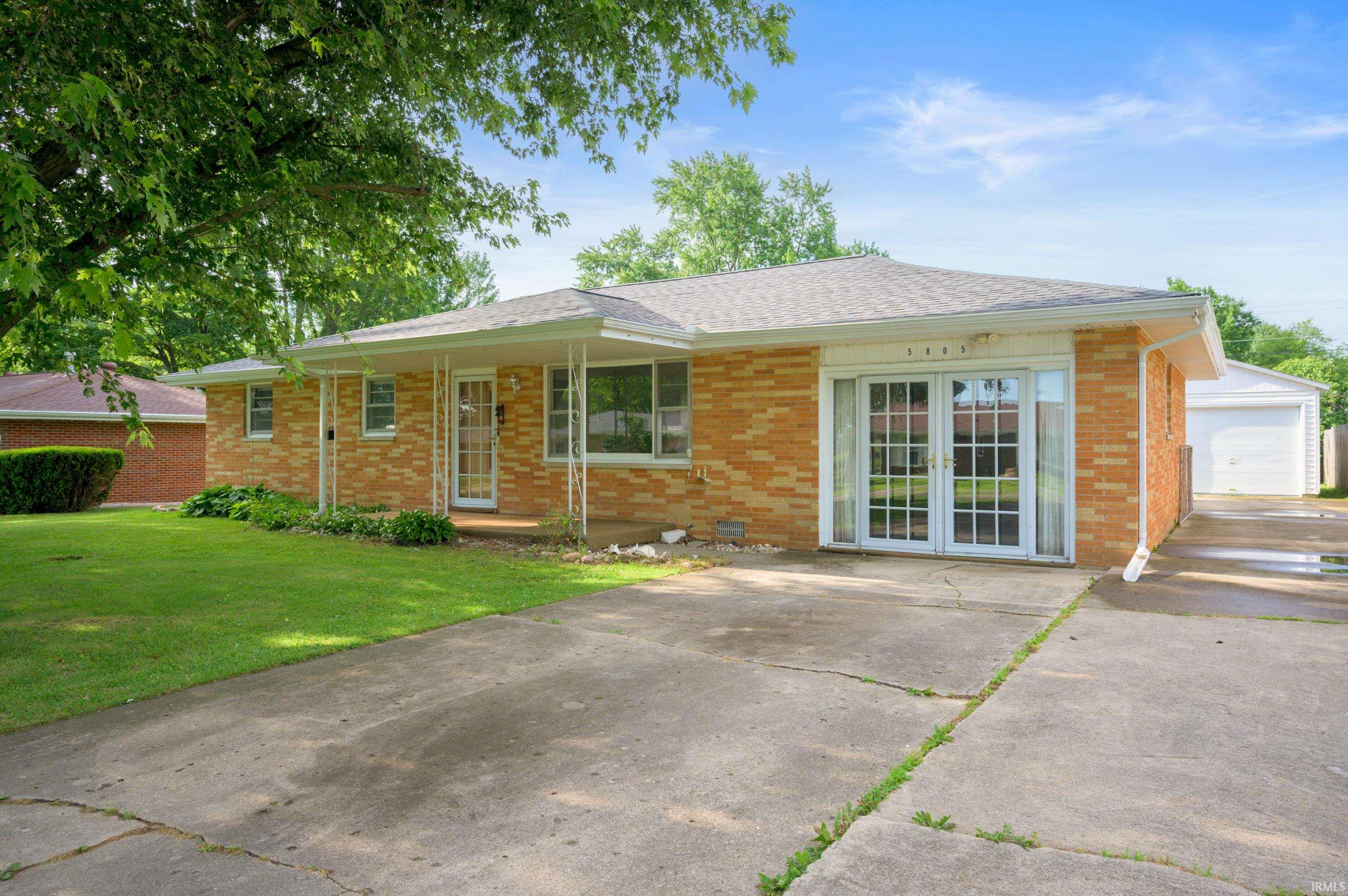 5805 East Rick Road Muncie, IN 47303 - Photo 2 of 19 Gallery Image 2