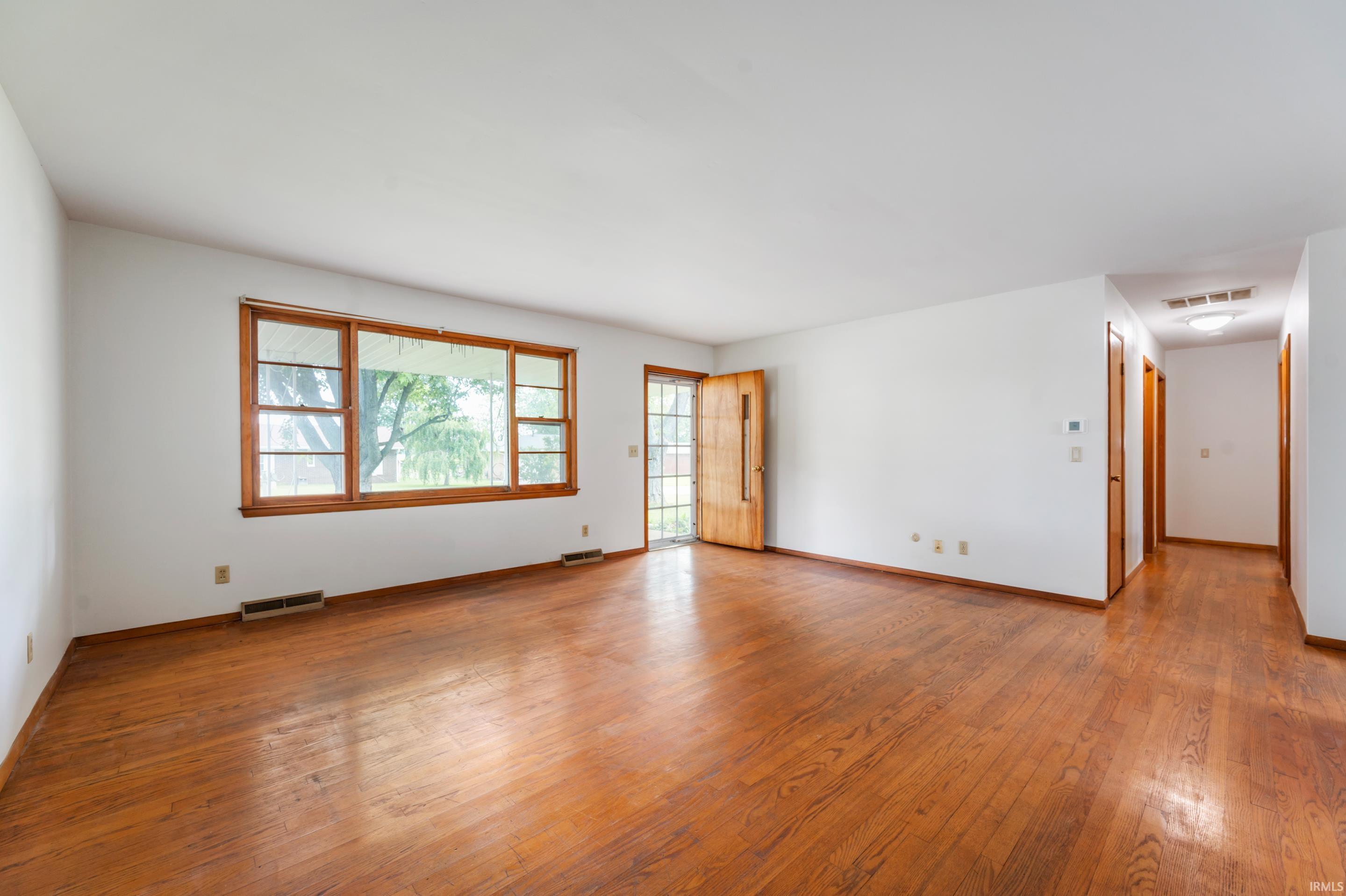5805 East Rick Road Muncie, IN 47303 - Photo 5 of 19 Gallery Image 5