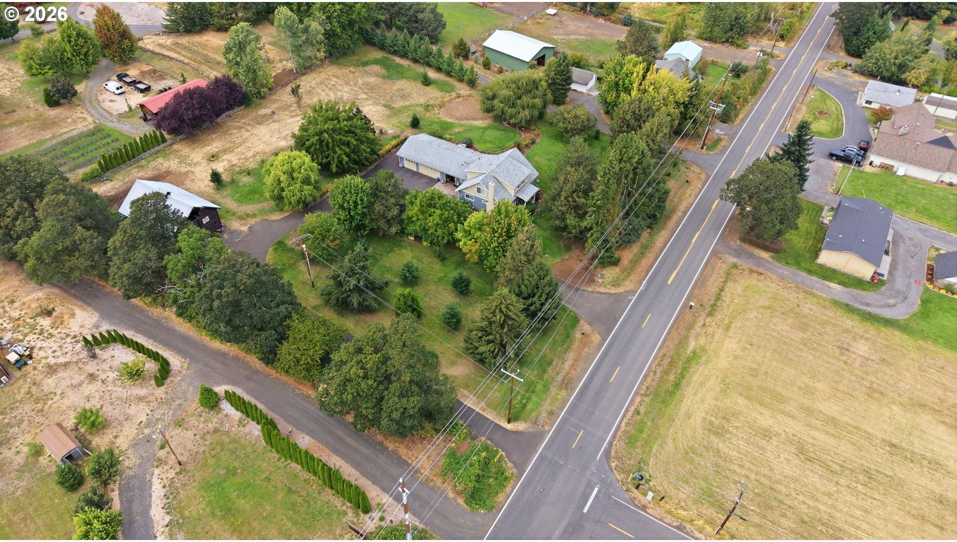 1736 Markham Road Hood River, OR 97031 - Photo 26 of 47 Gallery Image 26