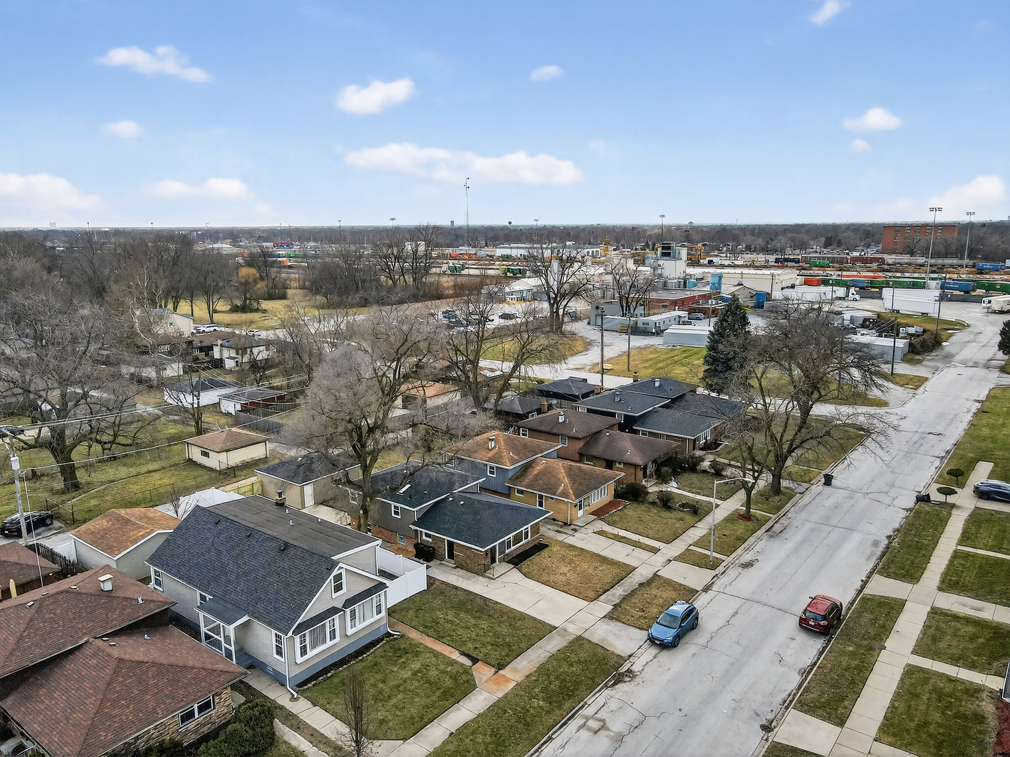 515 West 146th Street Dolton, IL 60419 - Photo 47 of 47 an aerial view of multiple house