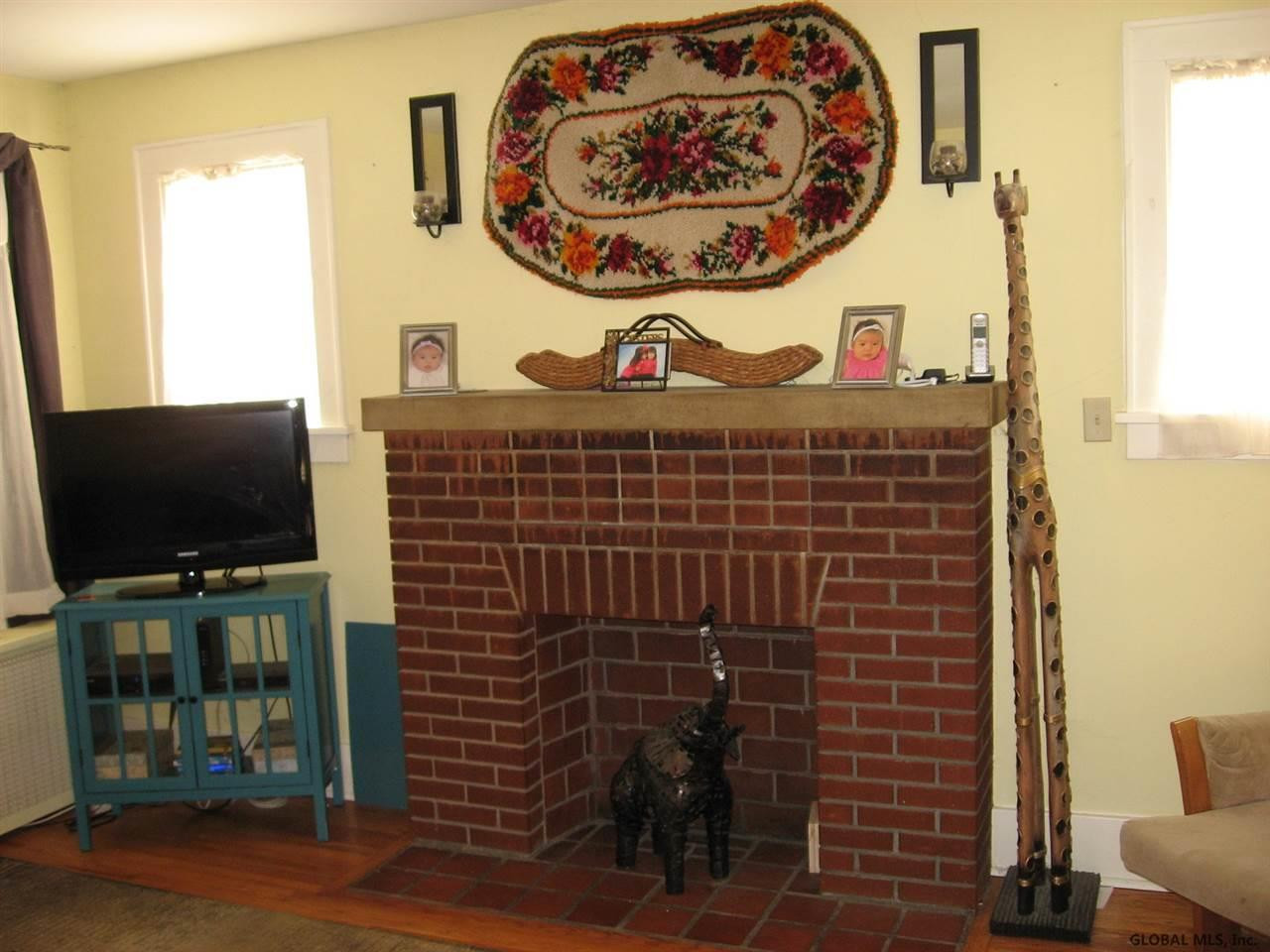 37 Perry Road Troy, NY 12182 - Photo 13 of 25 Photo 13