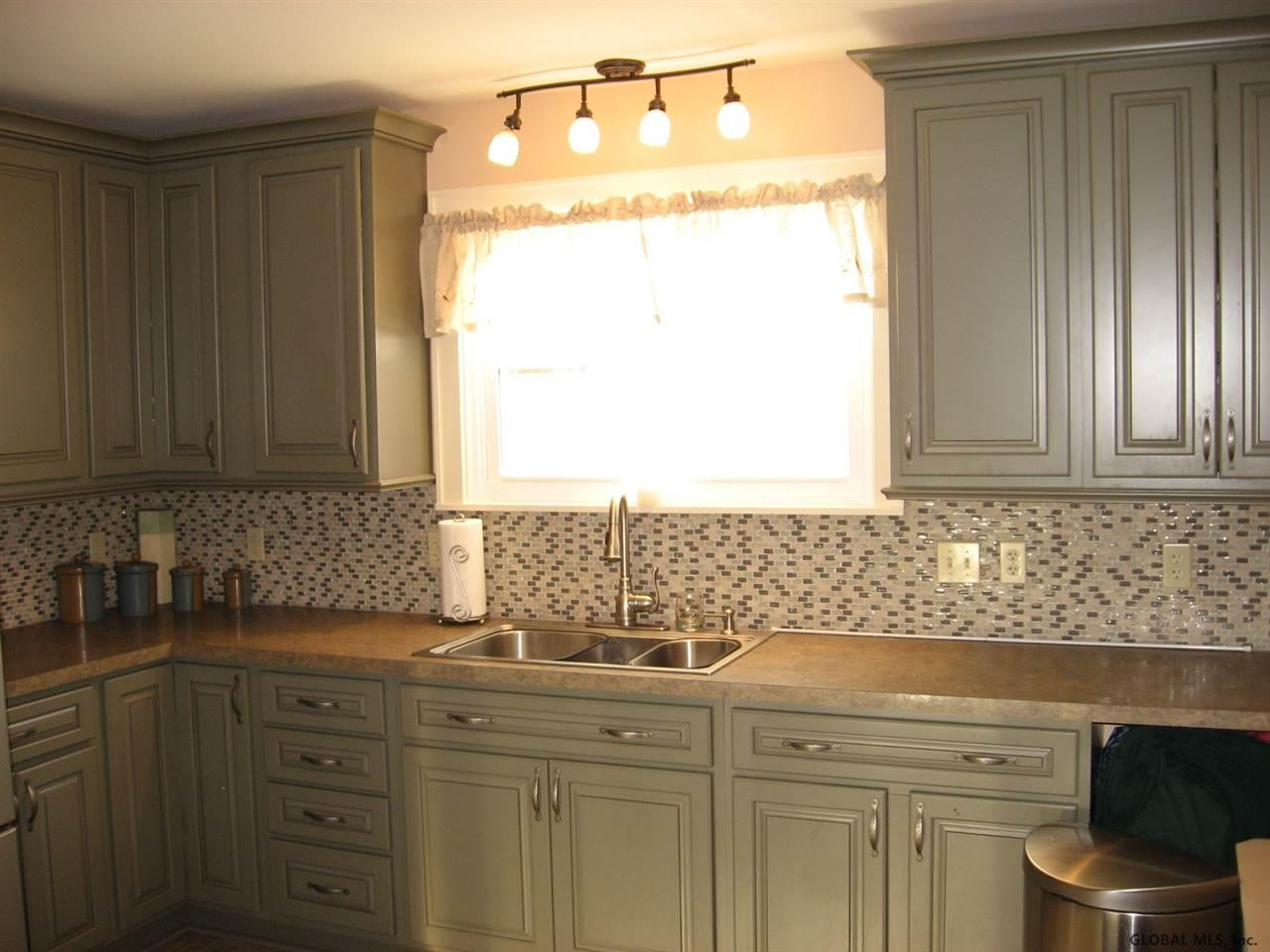 37 Perry Road Troy, NY 12182 - Photo 8 of 25 Photo 8