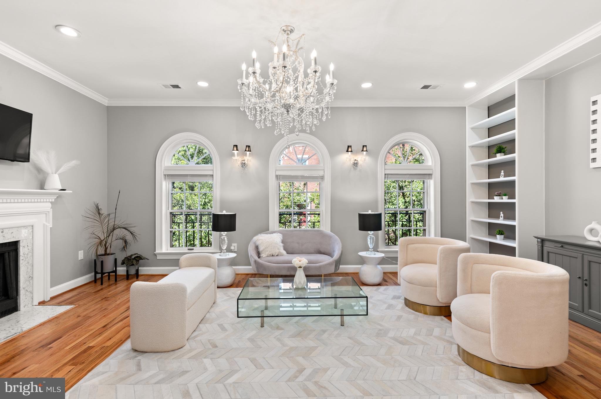 3525 Winfield Lane Northwest Washington, DC 20007 - Photo 13 of 32 2nd Level Family Room