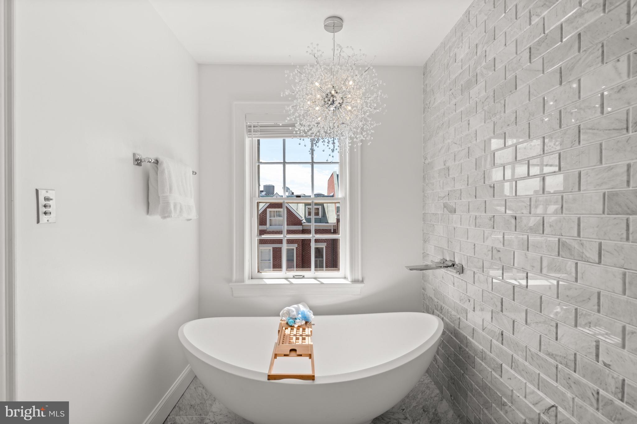 3525 Winfield Lane Northwest Washington, DC 20007 - Photo 21 of 32 1st Primary Bath