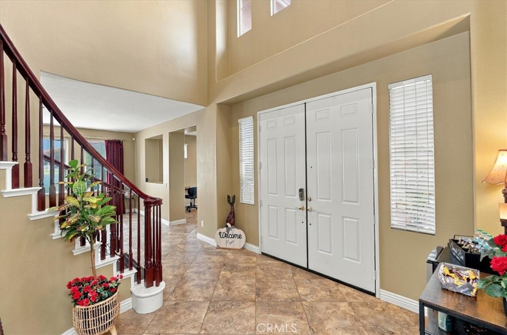7984 Palm View Lane Riverside, CA 92508 - Photo 11 of 57 Gallery Image 11