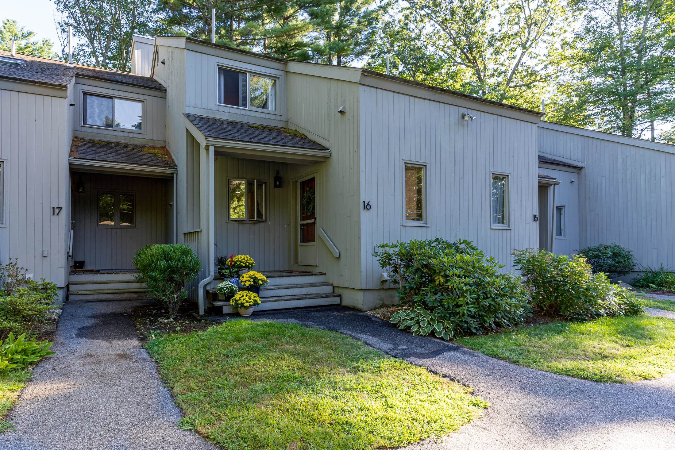 16 Brookside Drive Stratham, NH 03885 - Photo 1 of 35