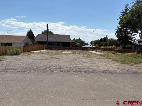 $80,000 | 105 Southeast Buffalo Avenue, Cedaredge, CO 81413