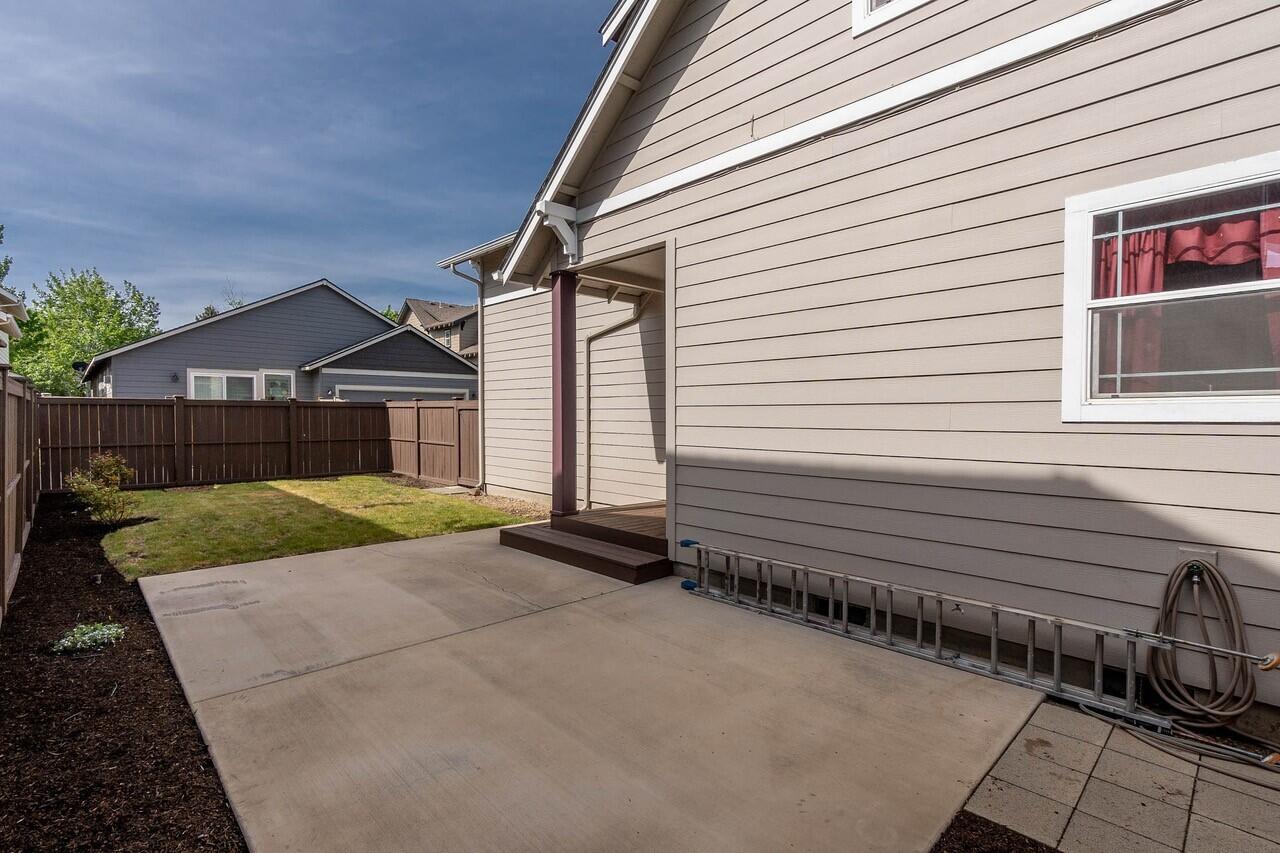 62685 Larkview Road Bend, OR 97701 - Photo 22 of 23 thumbnail_62685 Larkview Rd_0064 copy