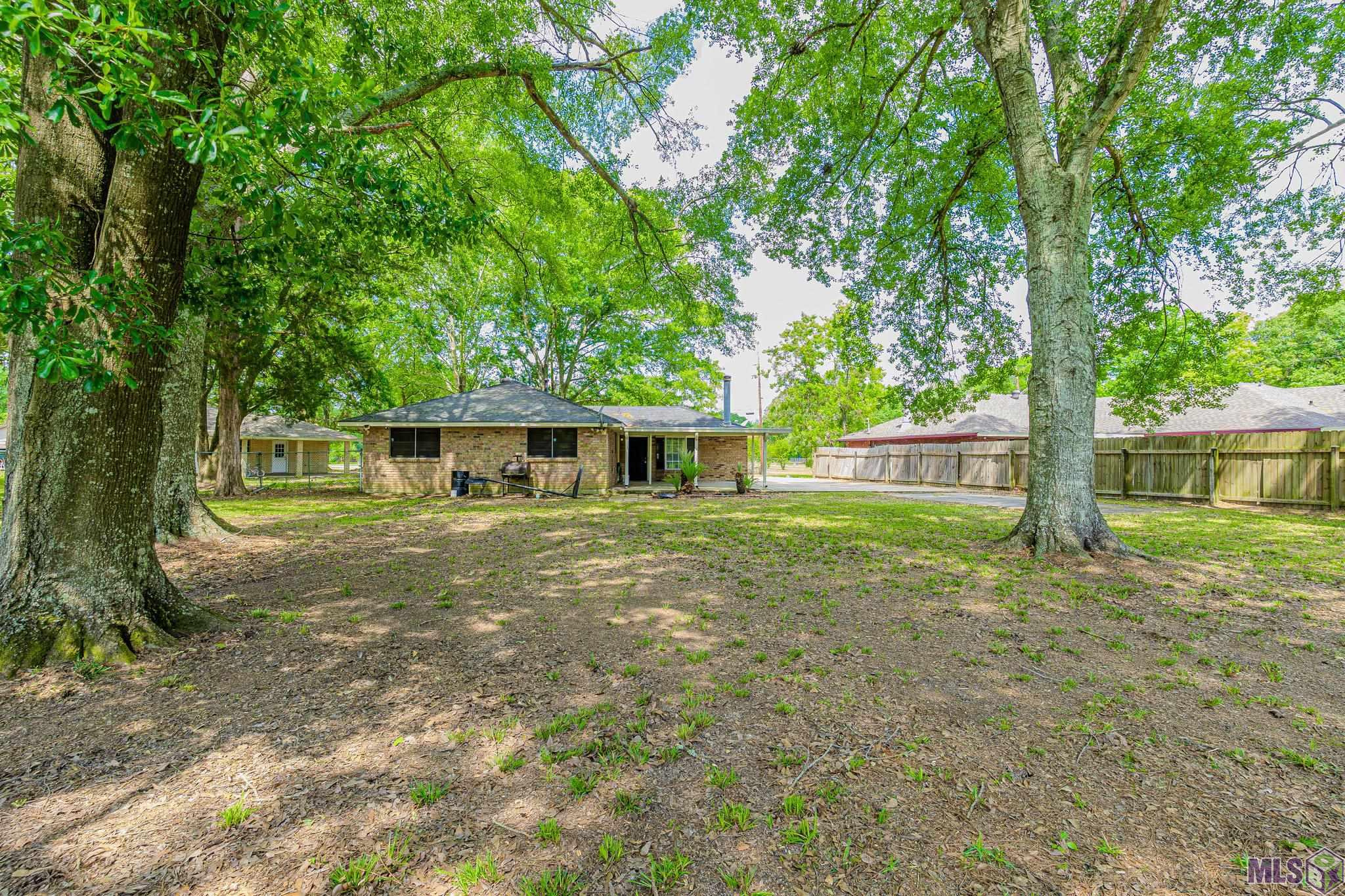 608 Daniels Street Baker, LA 70714 - Photo 14 of 16