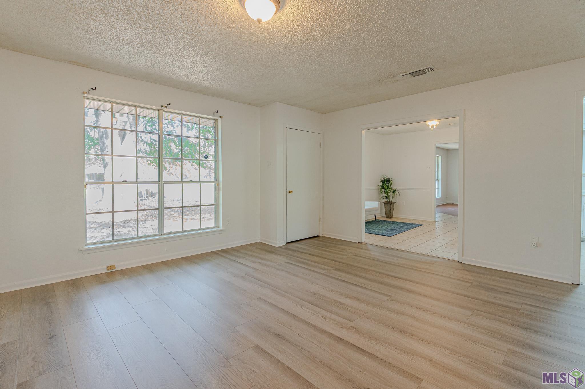 608 Daniels Street Baker, LA 70714 - Photo 7 of 16