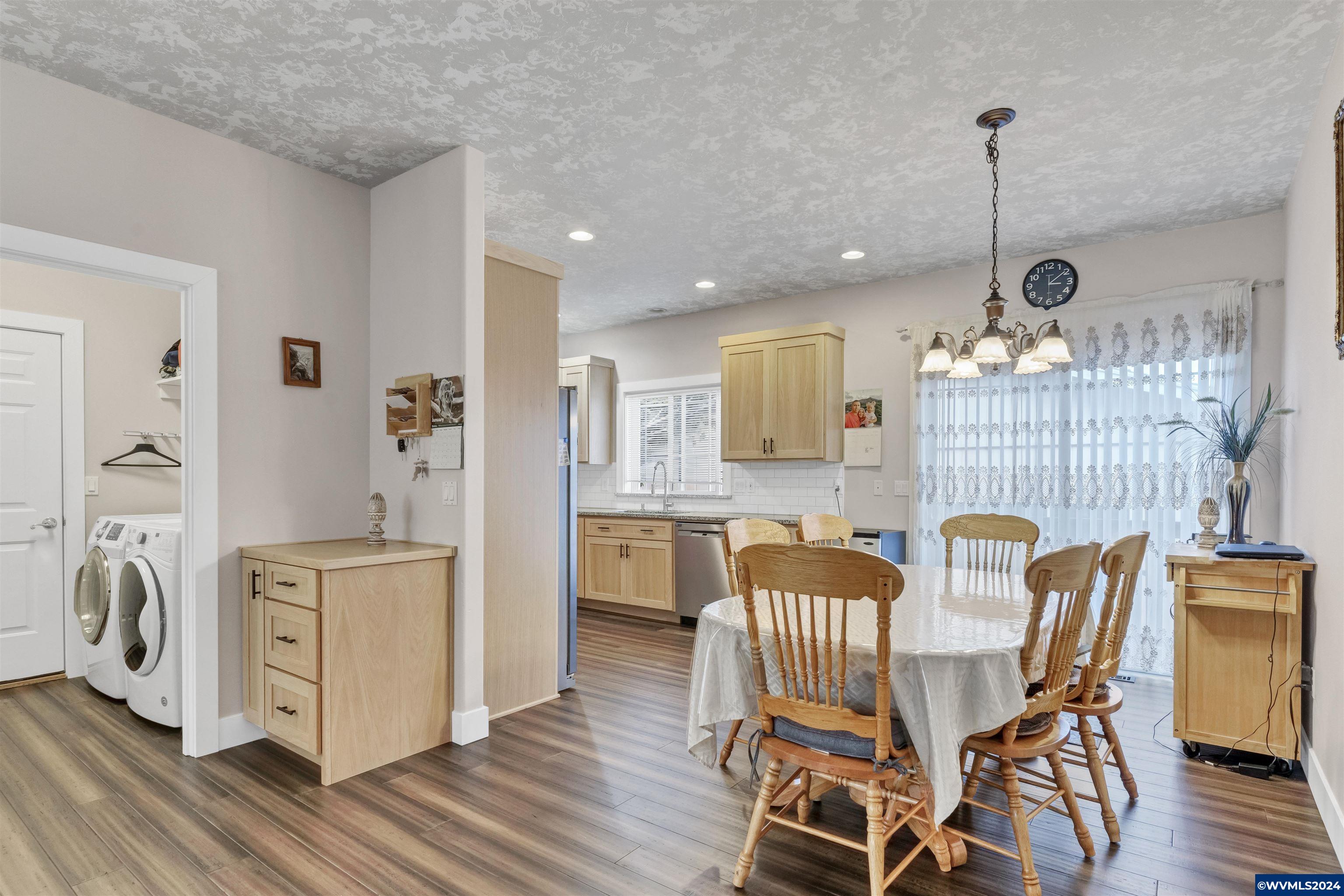 4848 Herrin Road Northeast Salem, OR 97305 - Photo 8 of 34 Gallery Image 8