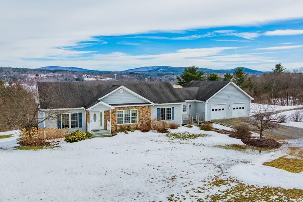 $575,000 | 6679 Highway 5, Newbury, VT 05051