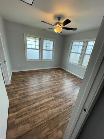 $1,800 | 1208 East Magnolia Avenue, Fort Worth, TX 76104