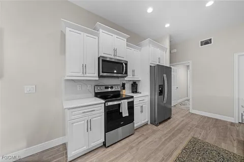 $624,900 | 328 Southwest 26th Avenue, Cape Coral, FL 33991