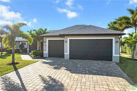 $624,900 | 328 Southwest 26th Avenue, Cape Coral, FL 33991