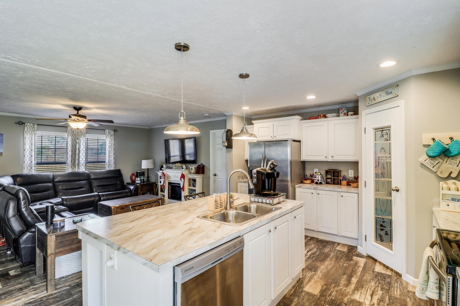 164 Ellexlee Road Santee, SC 29142 - Photo 13 of 49 IMG_6706