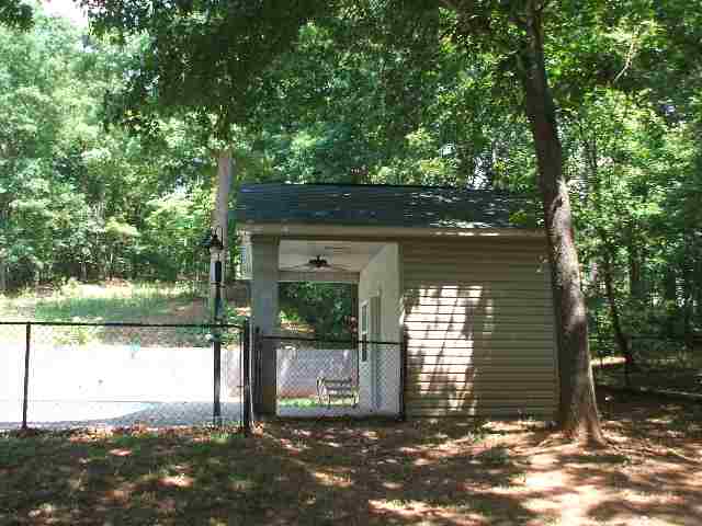 221 Old Georgia Road Pelzer, SC 29669 - Photo 9 of 18