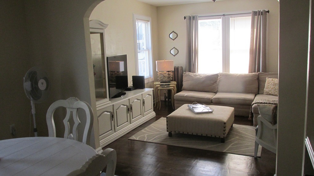 24-26 Norfolk Street Springfield, MA 01109 - Photo 3 of 27 Gallery Image 3