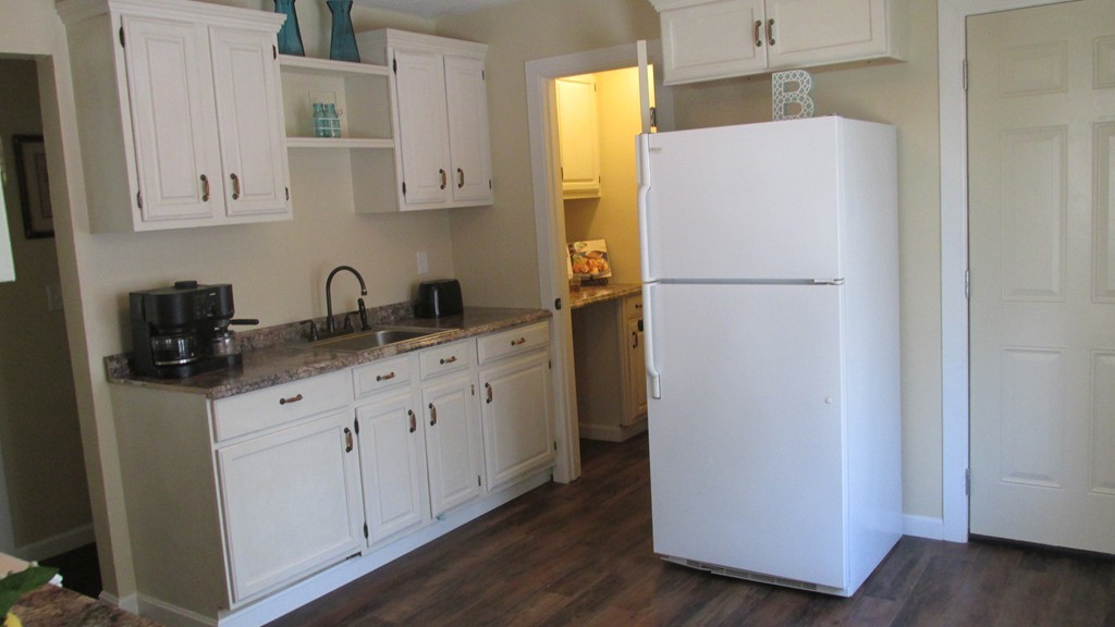 24-26 Norfolk Street Springfield, MA 01109 - Photo 8 of 27 Gallery Image 8