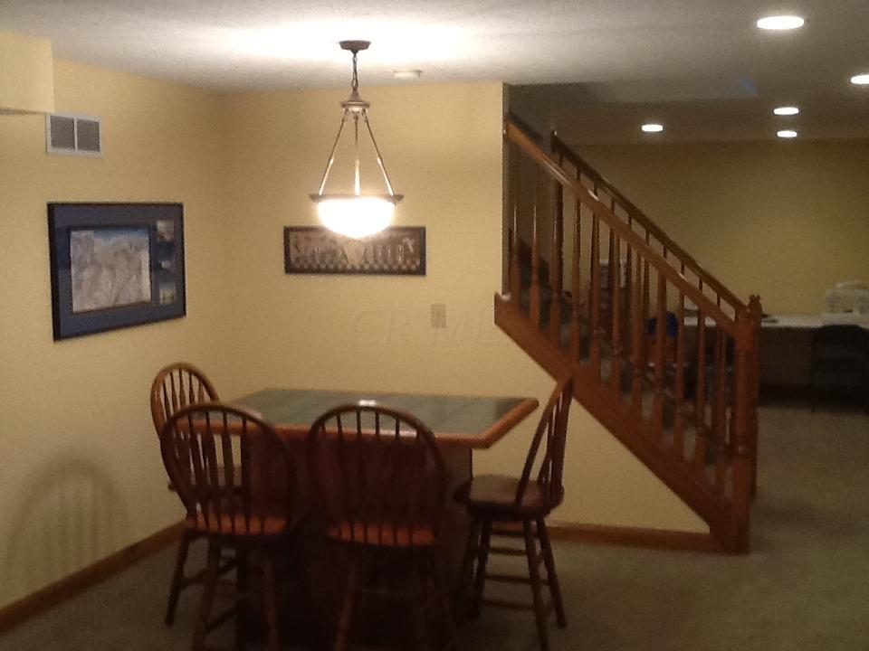535 Ridge View Court Powell, OH 43065 - Photo 4 of 6 Gallery Image 4