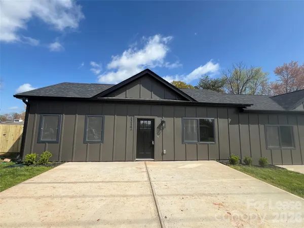 $1,450 | 1214 A Pearl Street, Statesville, NC 28677