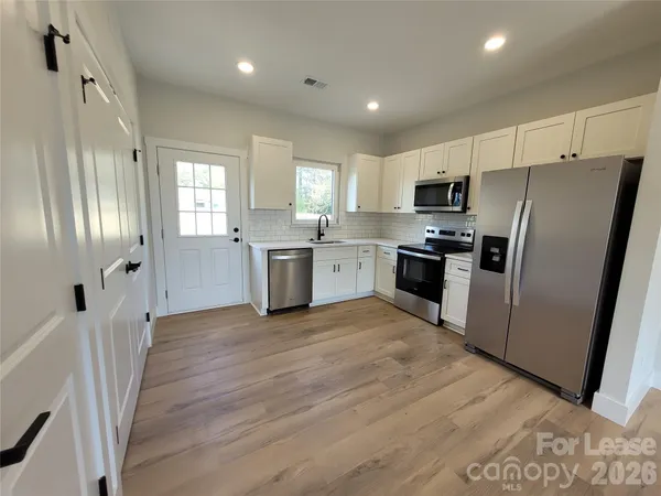 $1,450 | 1214 A Pearl Street, Statesville, NC 28677