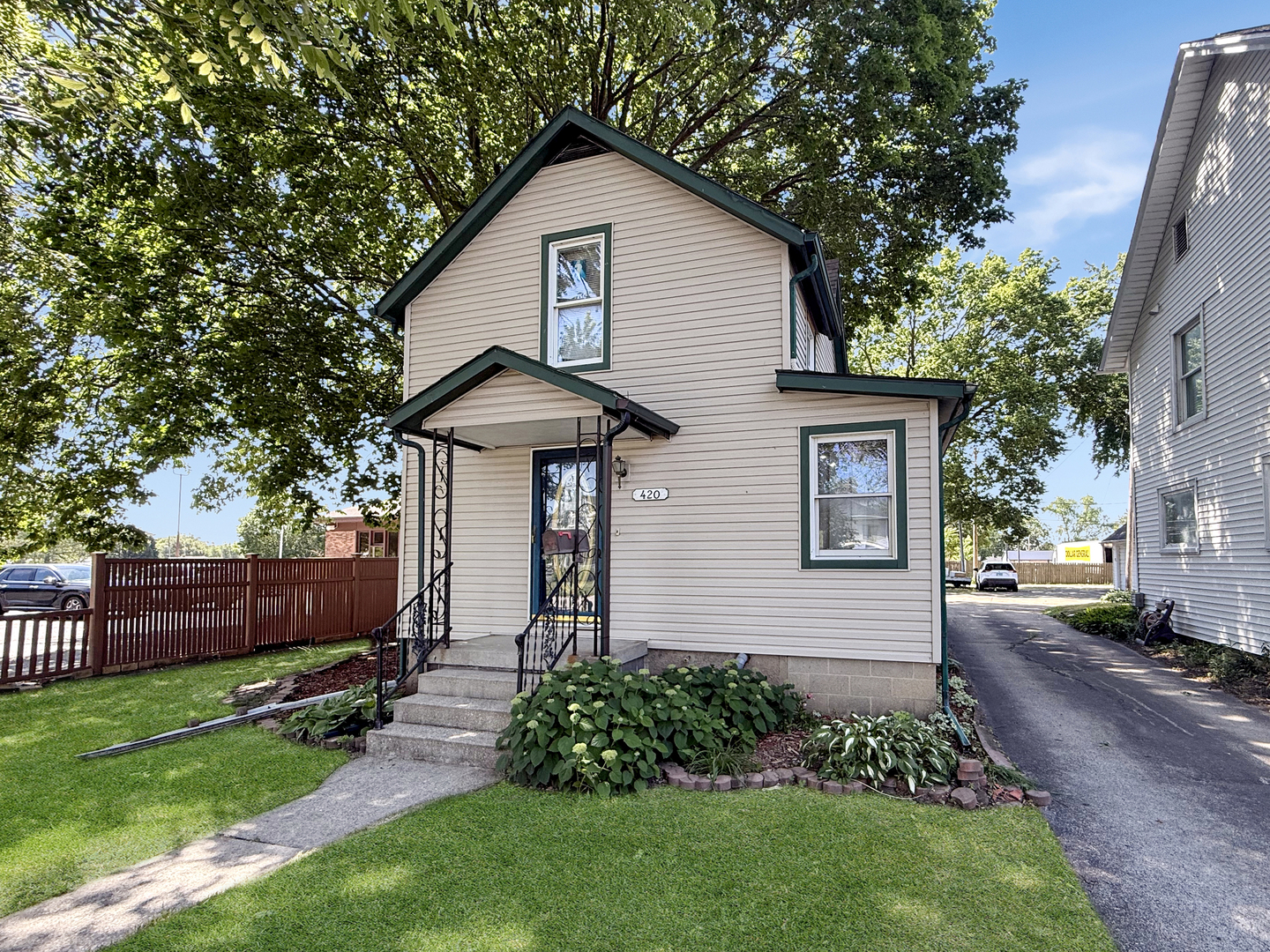 420 East Congress Avenue Rantoul, IL 61866 - Photo 2 of 19