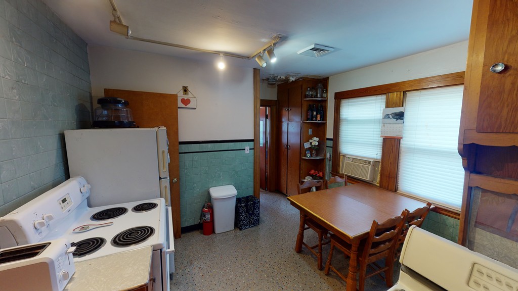 25 Corinthian Road Somerville, MA 02144 - Photo 13 of 20 Gallery Image 13